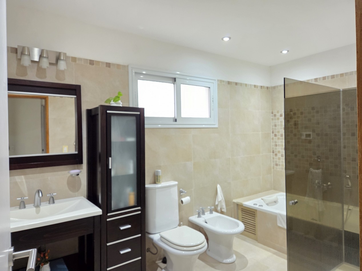 Casa en venta en barrio privado Villa General Belgrano