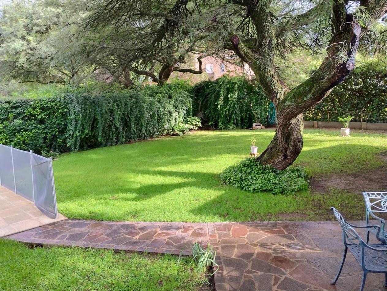 Casa en venta en barrio privado Villa General Belgrano